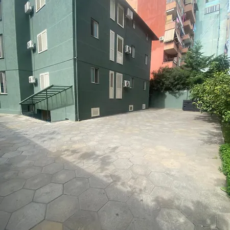 Otel Primavera Tiran