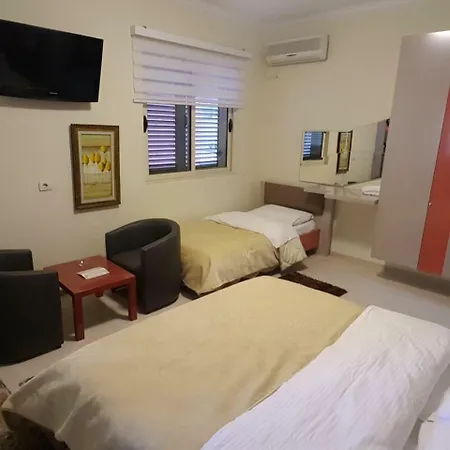 Primavera Otel Tiran