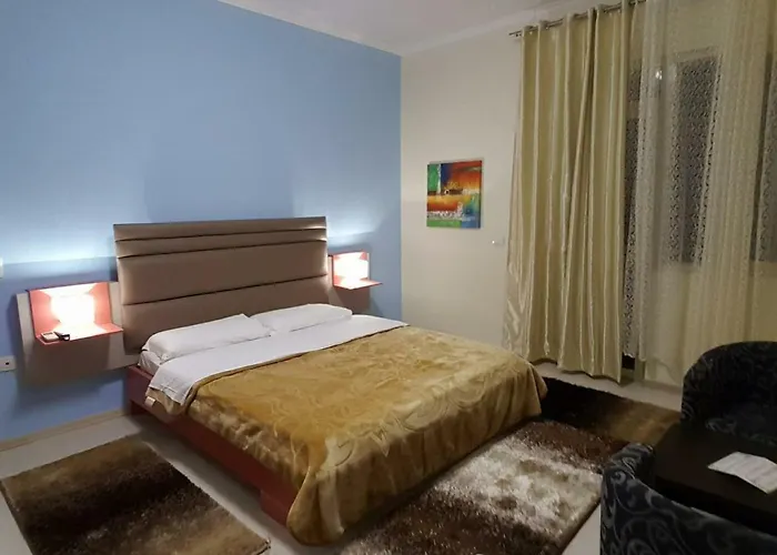 Primavera Hotel 3*